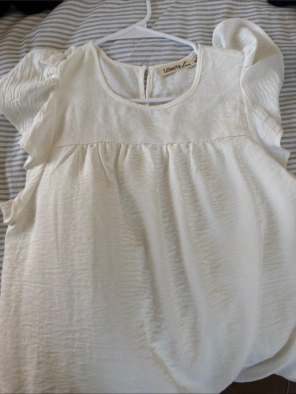 Liberty Love Ivory Puff-Sleeve Peasant Blouse